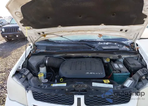 2011 Dodge Grand Caravan R/T from USA, damaged, VIN 2D4RN7DG2BR742355